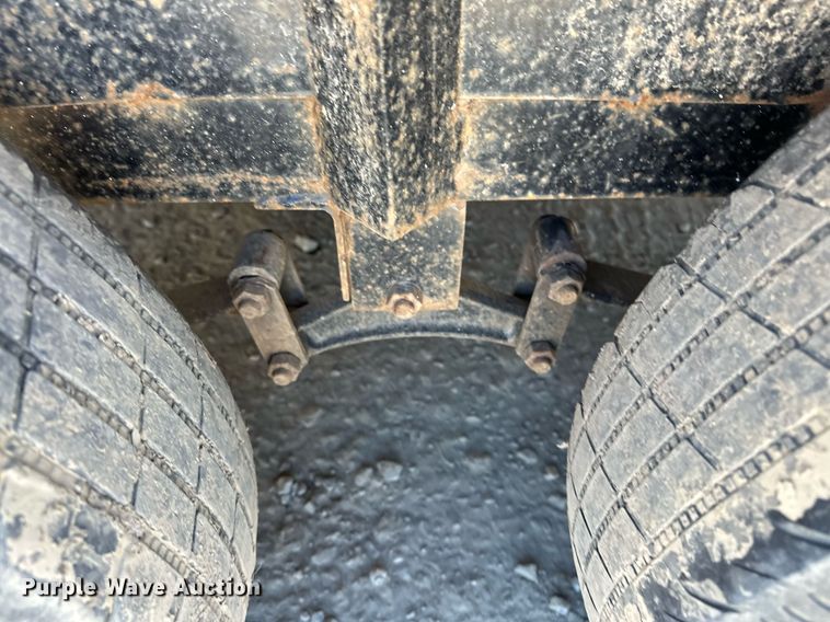 image for item NQ9546 2018 C&M 82x20  utility trailer