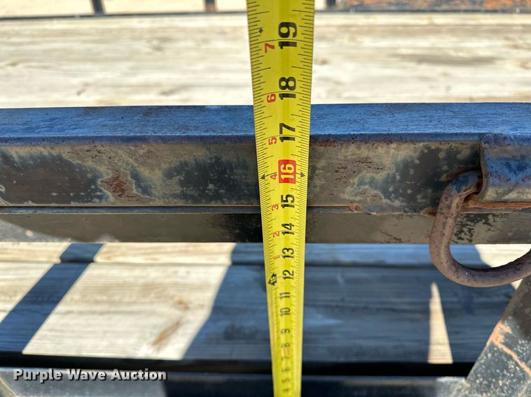 image for item NQ9546 2018 C&M 82x20  utility trailer