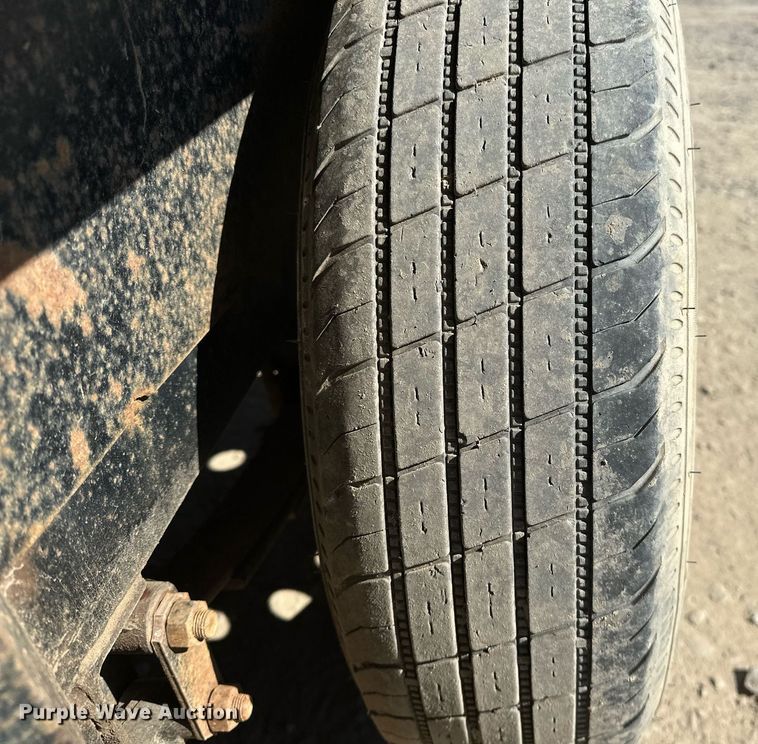 image for item NQ9546 2018 C&M 82x20  utility trailer