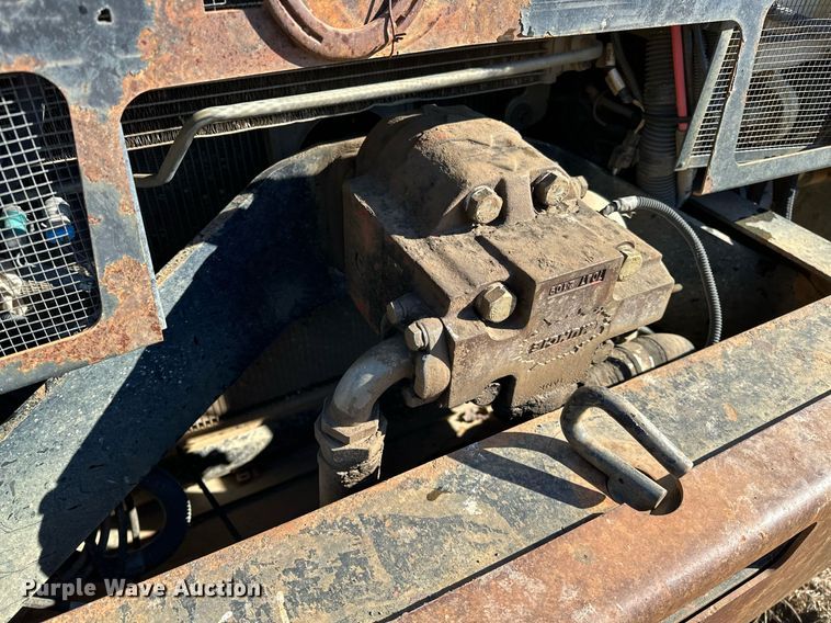 image for item NQ9547 2013 Mack MRU-613  refuse truck