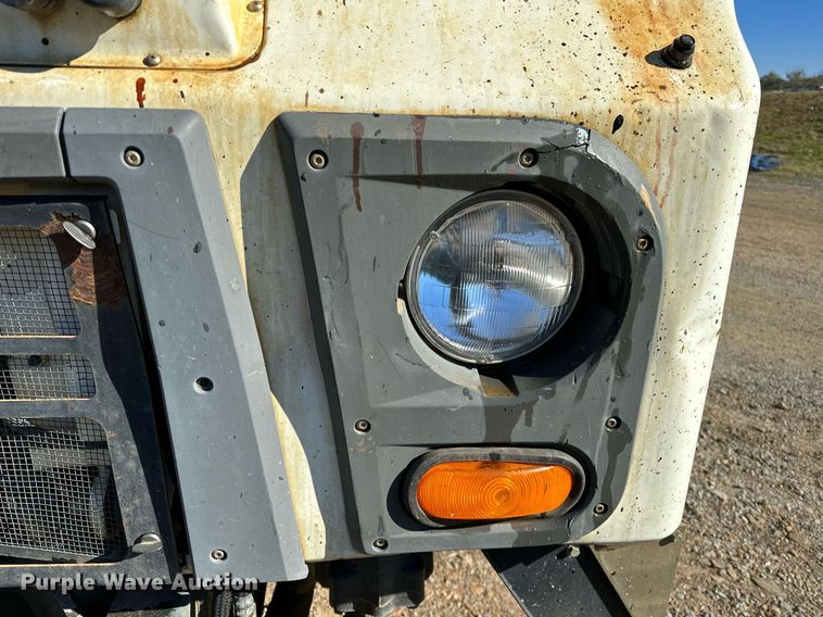 image for item NQ9547 2013 Mack MRU-613  refuse truck