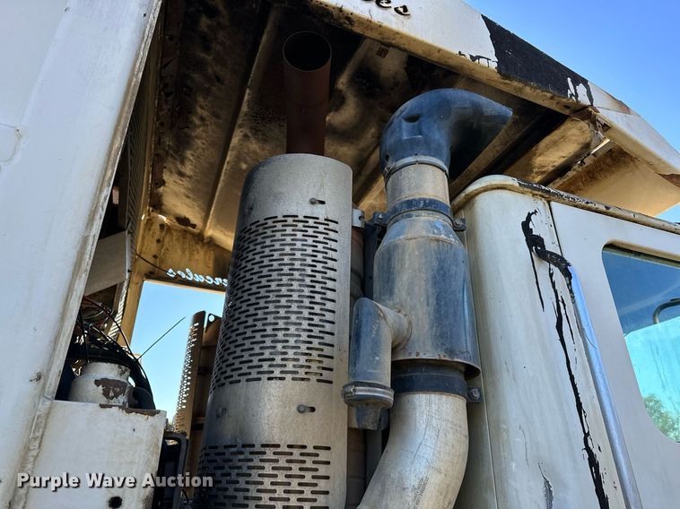 image for item NQ9547 2013 Mack MRU-613  refuse truck