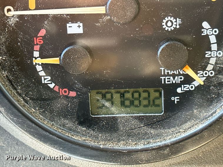 image for item NQ9547 2013 Mack MRU-613  refuse truck