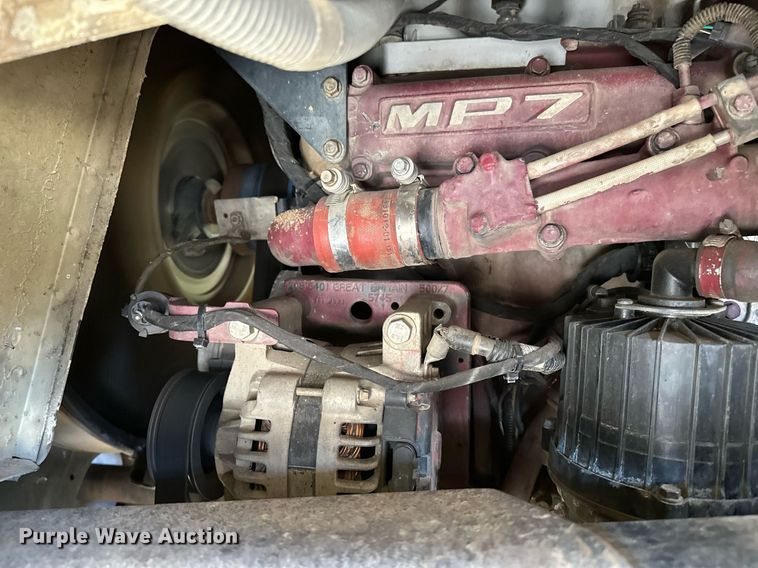 image for item NQ9547 2013 Mack MRU-613  refuse truck