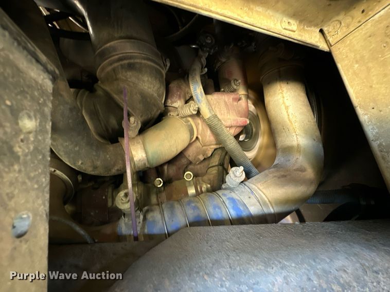 image for item NQ9547 2013 Mack MRU-613  refuse truck