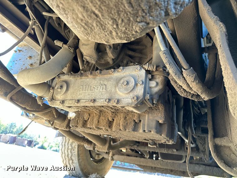 image for item NQ9547 2013 Mack MRU-613  refuse truck