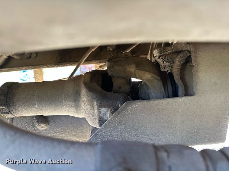 image for item NQ9547 2013 Mack MRU-613  refuse truck