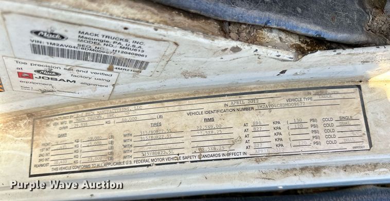 image for item NQ9547 2013 Mack MRU-613  refuse truck