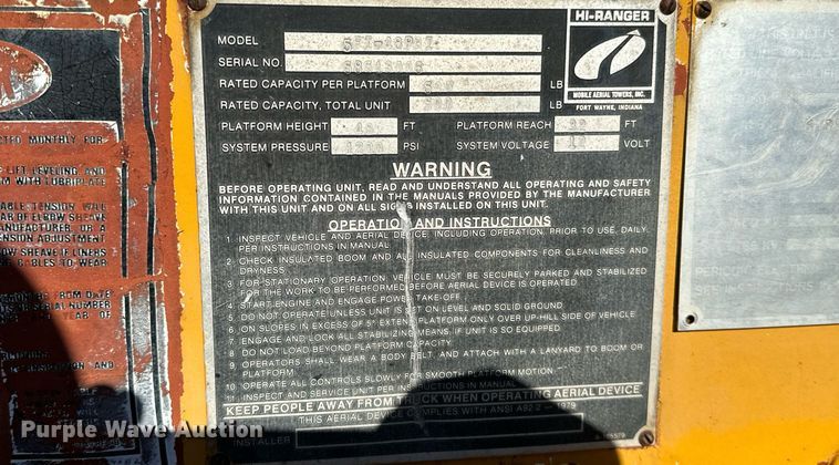 image for item NQ9548 1995 Ford F800  bucket truck