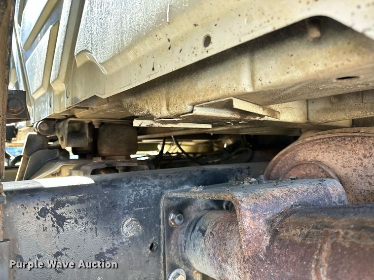 image for item NQ9549 2007 International 7400  dump truck