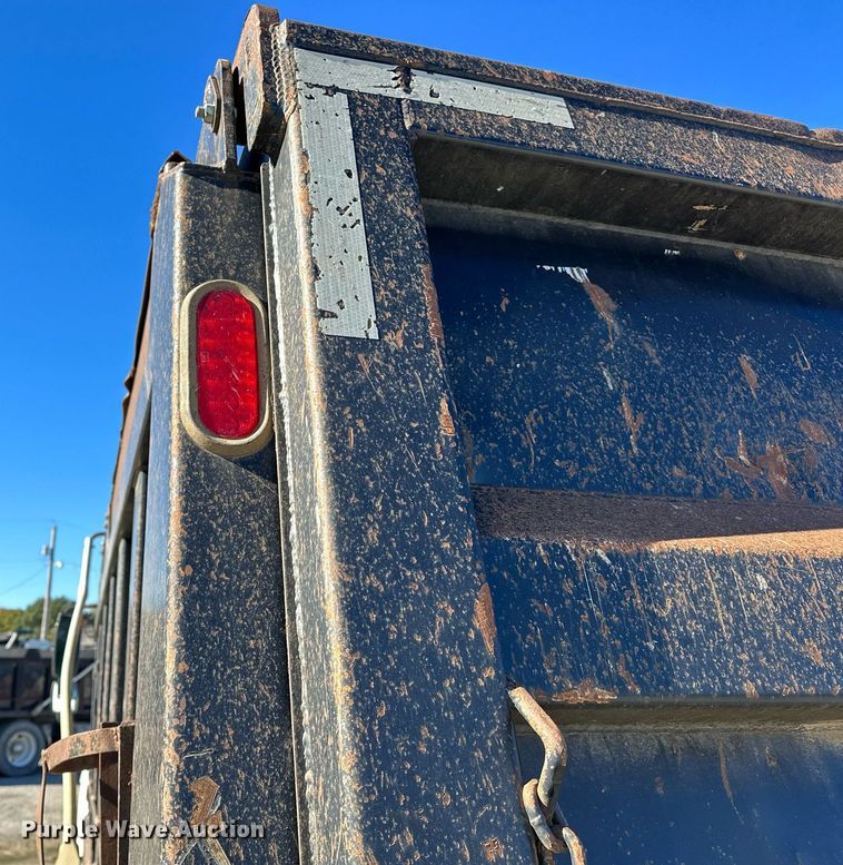 image for item NQ9549 2007 International 7400  dump truck