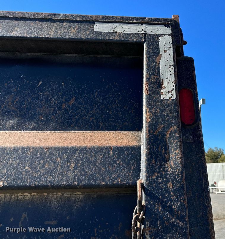 image for item NQ9549 2007 International 7400  dump truck