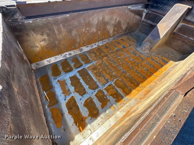 image for item NQ9549 2007 International 7400  dump truck