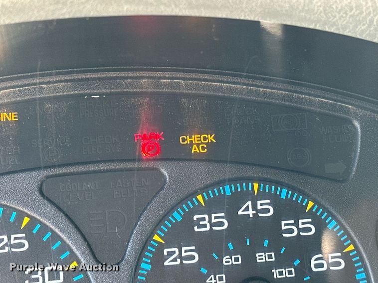 image for item NQ9549 2007 International 7400  dump truck