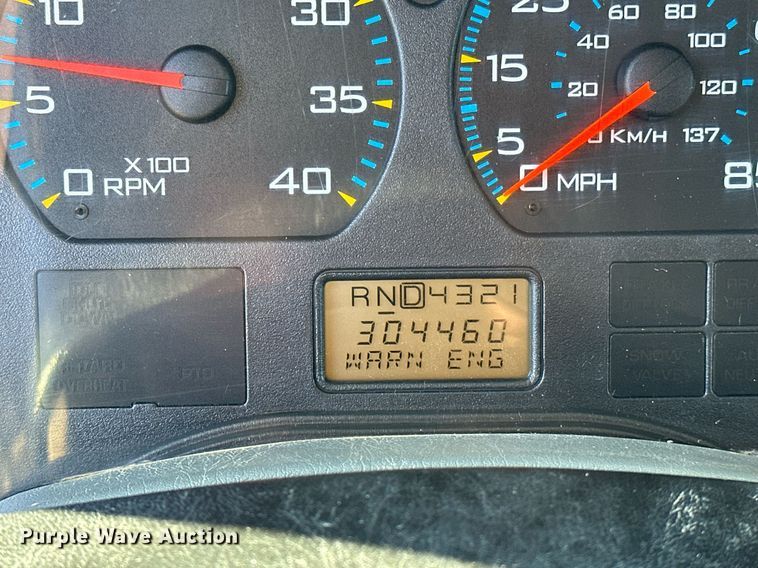 image for item NQ9549 2007 International 7400  dump truck