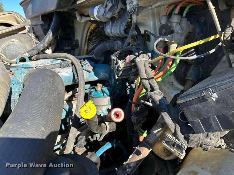 image for item NQ9549 2007 International 7400  dump truck