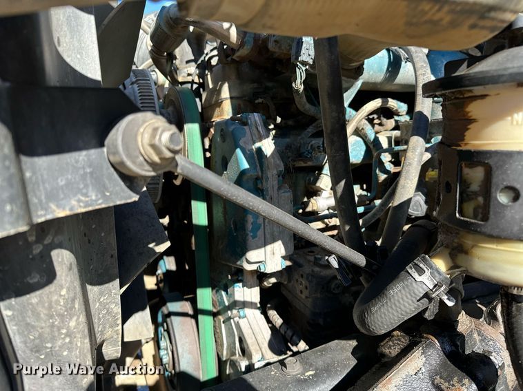 image for item NQ9549 2007 International 7400  dump truck