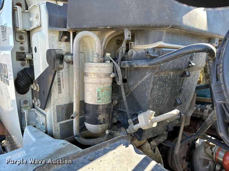 image for item NQ9549 2007 International 7400  dump truck