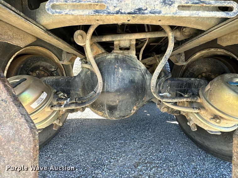 image for item NQ9549 2007 International 7400  dump truck