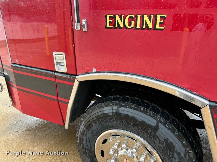 image for item NR9290 1999 Pierce  fire truck