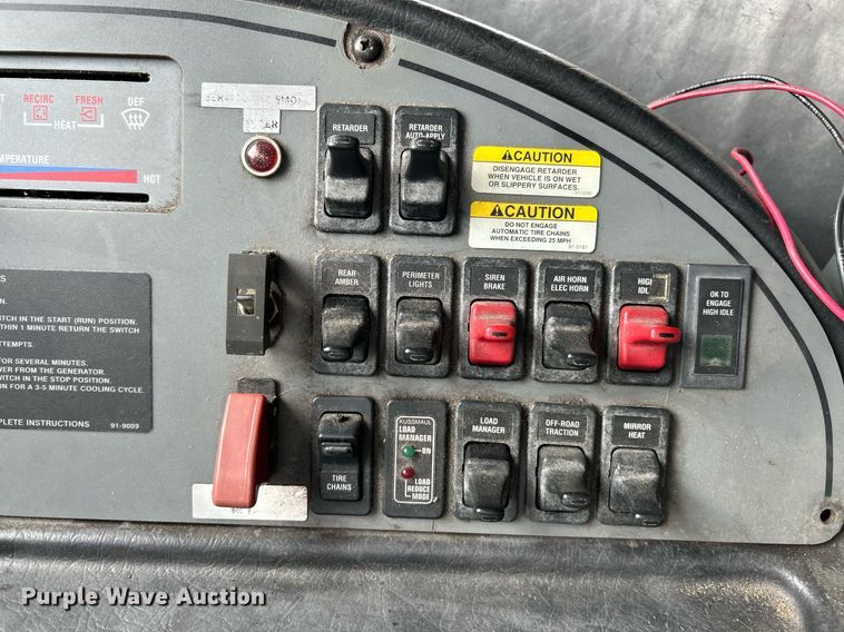 image for item NR9290 1999 Pierce  fire truck