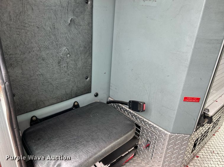 image for item NR9290 1999 Pierce  fire truck