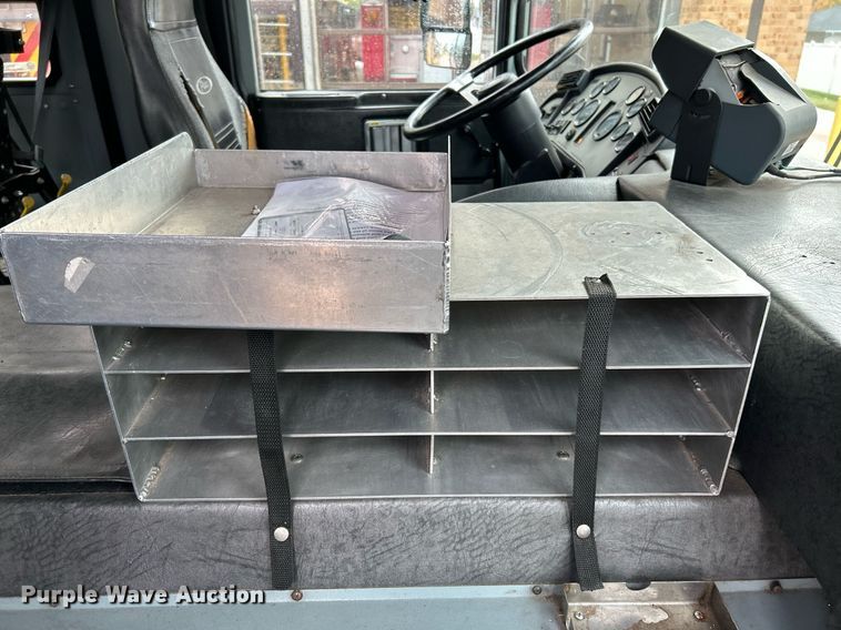 image for item NR9290 1999 Pierce  fire truck