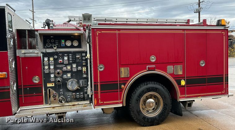 image for item NR9290 1999 Pierce  fire truck