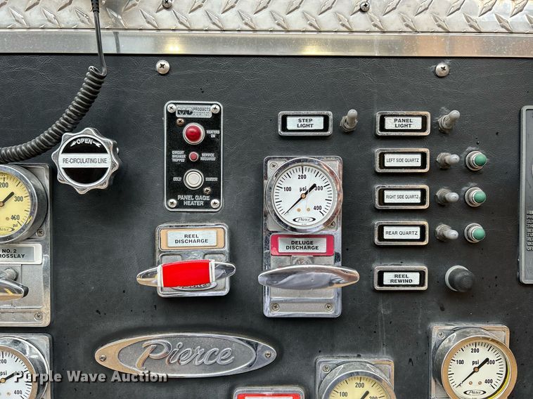 image for item NR9290 1999 Pierce  fire truck