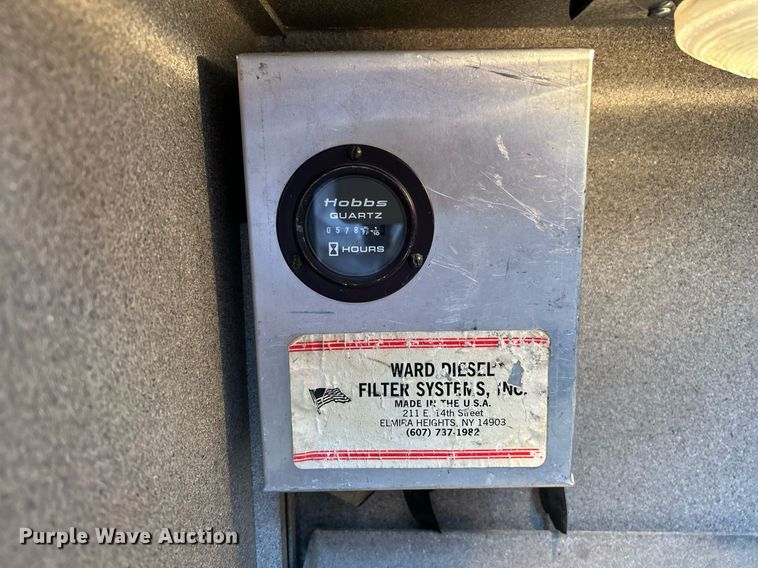 image for item NR9290 1999 Pierce  fire truck