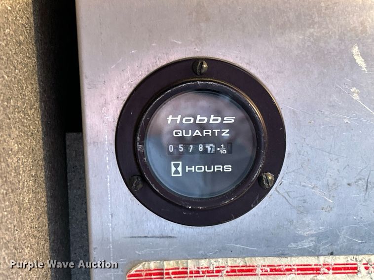 image for item NR9290 1999 Pierce  fire truck