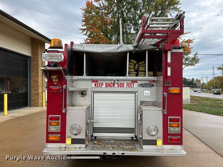 image for item NR9290 1999 Pierce  fire truck