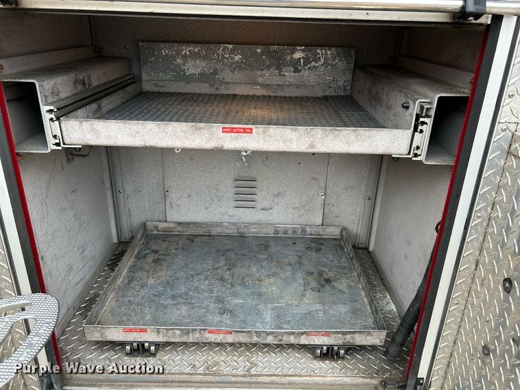 image for item NR9290 1999 Pierce  fire truck