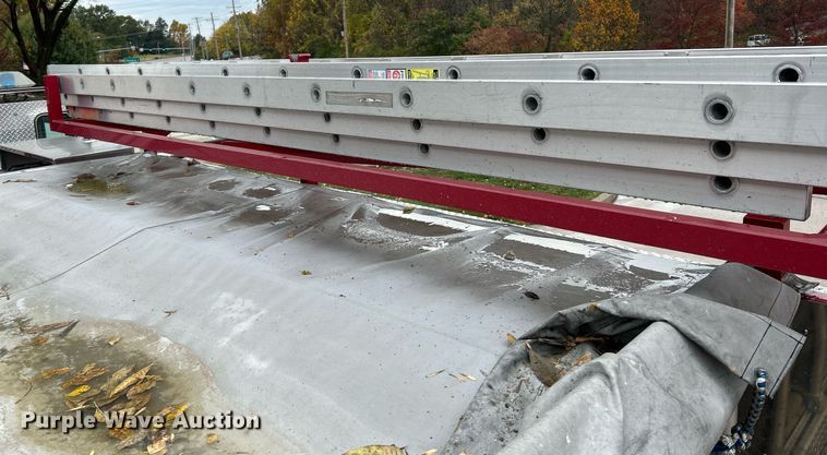 image for item NR9290 1999 Pierce  fire truck