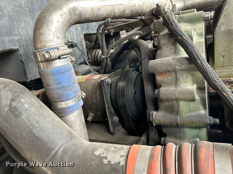 image for item NR9290 1999 Pierce  fire truck