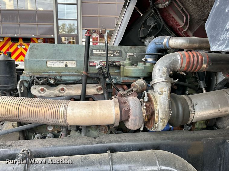 image for item NR9290 1999 Pierce  fire truck