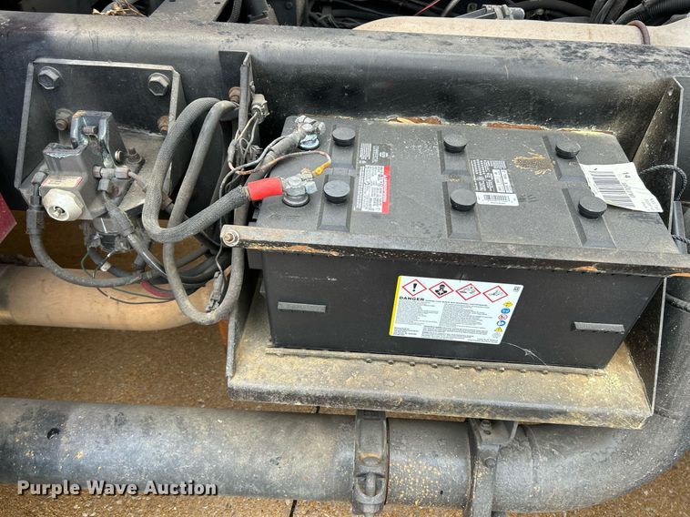 image for item NR9290 1999 Pierce  fire truck