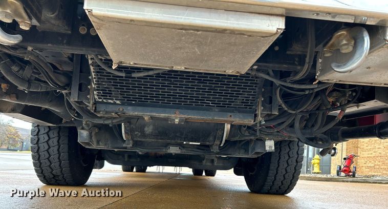 image for item NR9290 1999 Pierce  fire truck