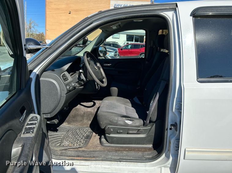 image for item NR9358 2011 Chevrolet Tahoe Police  SUV