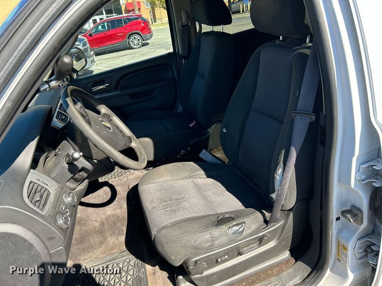 image for item NR9358 2011 Chevrolet Tahoe Police  SUV