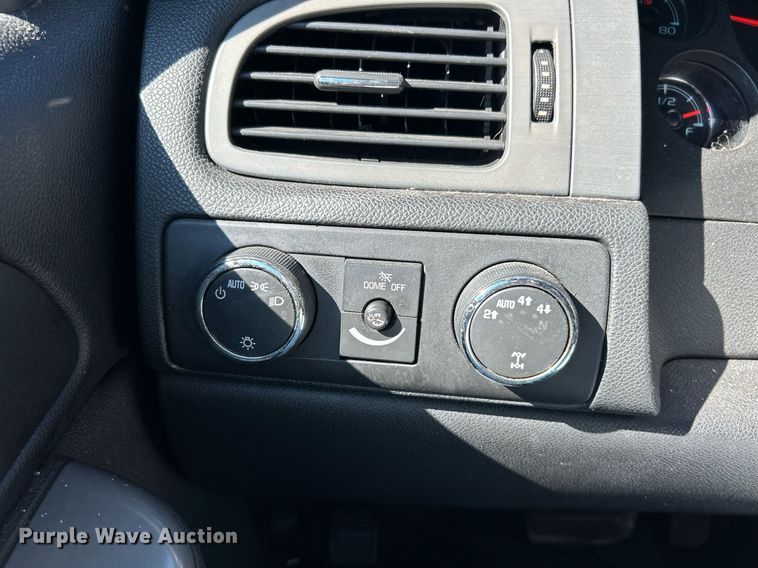 image for item NR9358 2011 Chevrolet Tahoe Police  SUV