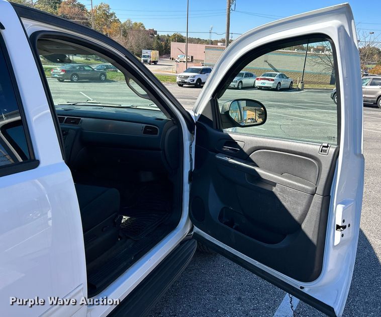 image for item NR9358 2011 Chevrolet Tahoe Police  SUV