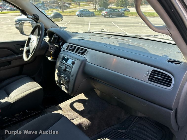 image for item NR9358 2011 Chevrolet Tahoe Police  SUV