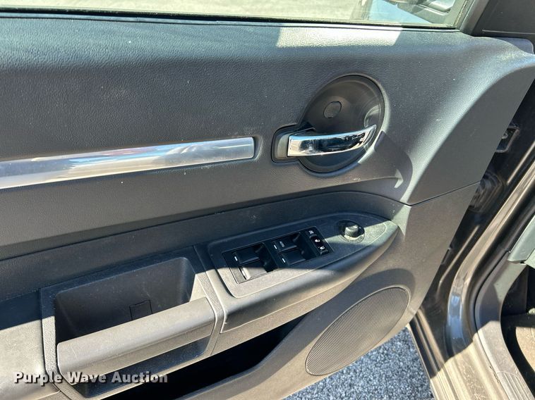 image for item NR9359 2010 Dodge Charger SXT