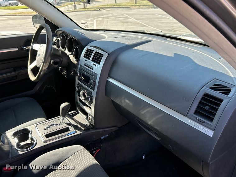 image for item NR9359 2010 Dodge Charger SXT