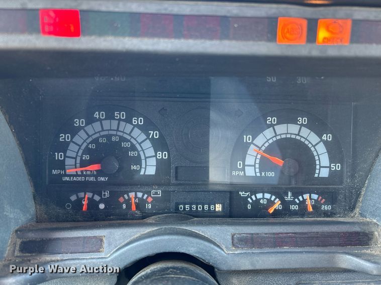 image for item NR9362 2000 GMC C6500  dump truck