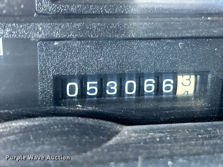 image for item NR9362 2000 GMC C6500  dump truck