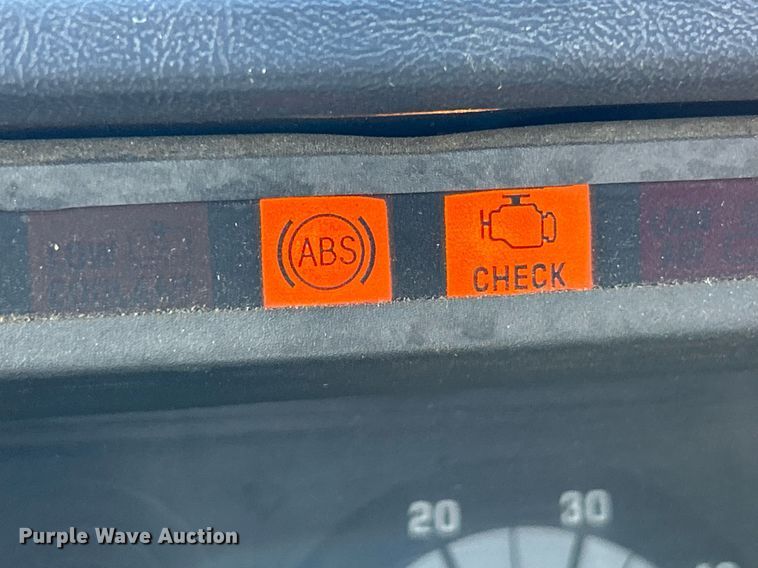 image for item NR9362 2000 GMC C6500  dump truck