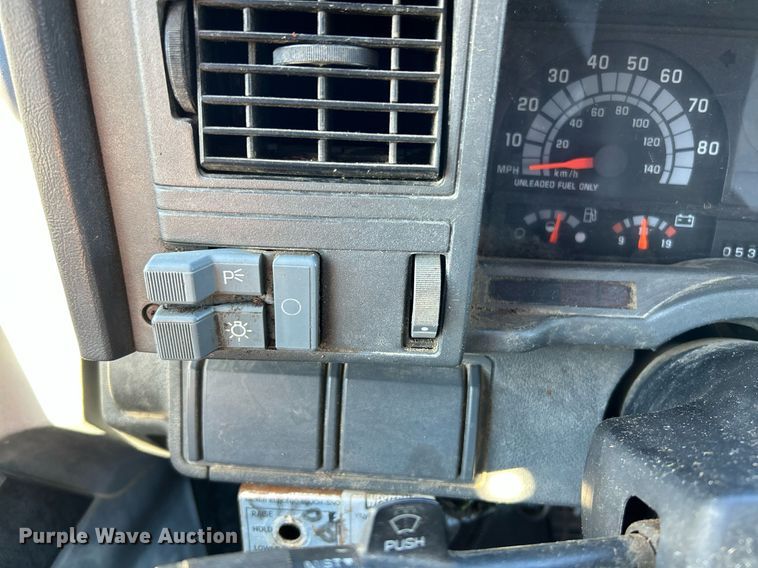 image for item NR9362 2000 GMC C6500  dump truck