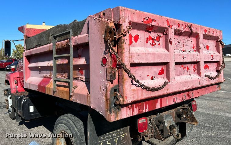 image for item NR9362 2000 GMC C6500  dump truck